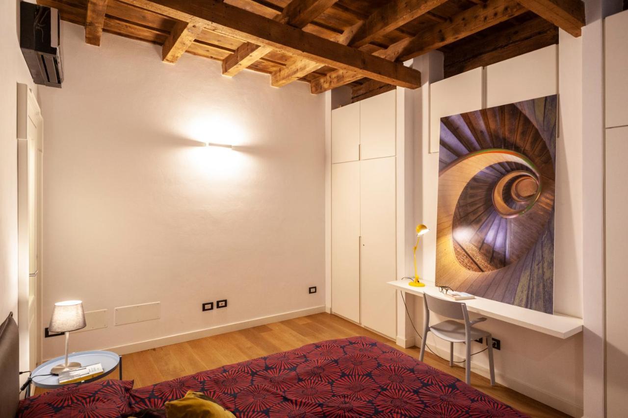 Corso Venezia, In Una Corte Esclusiva Riservata! Milão Exterior foto